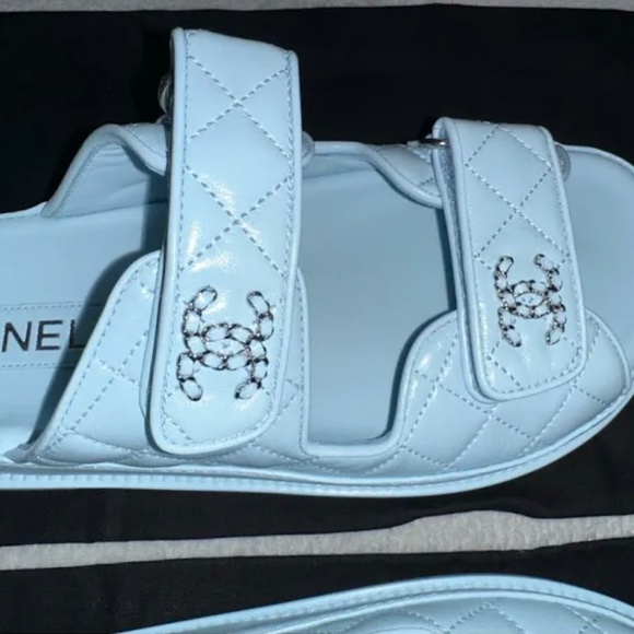 CHANEL Lambskin Quilted Velcro “Dad” Chain CC Slide Sandals - Picture 3 of 4